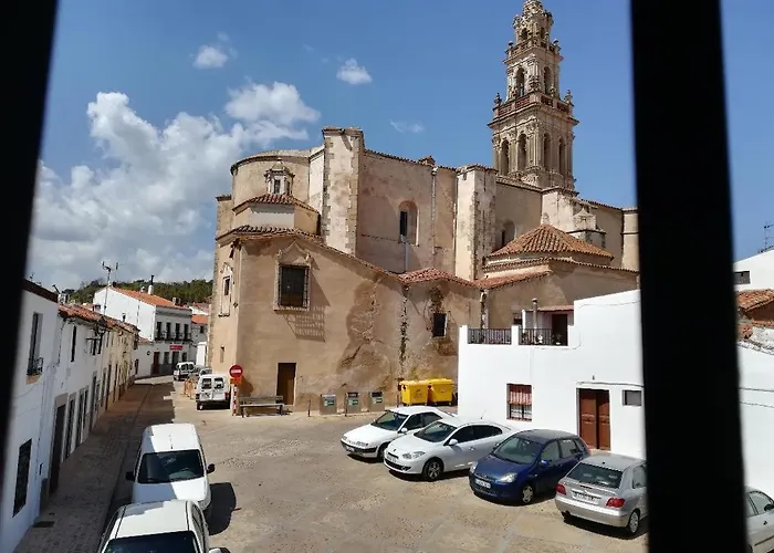 Buhardilla Rústica Mirando A Santa Catalina * Jerez De Los Caballeros